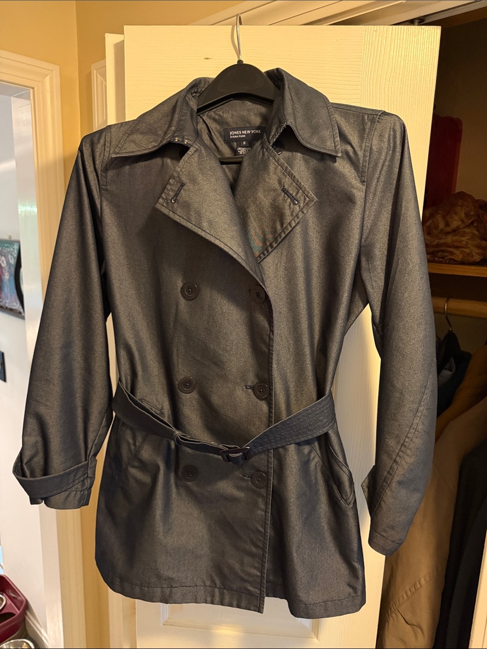 Jones New York Women's Black Double-Breasted Short Trench with Belt